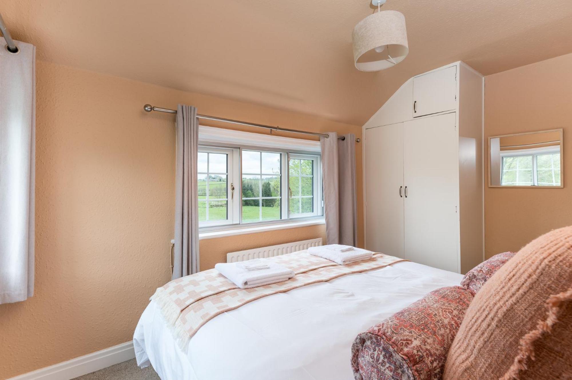 Central Malham Wellbeing Escape With Hot Tub Sleeps 8 מראה חיצוני תמונה