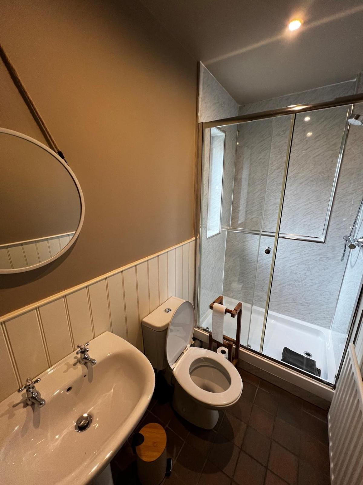 Central Malham Wellbeing Escape With Hot Tub Sleeps 8 מראה חיצוני תמונה